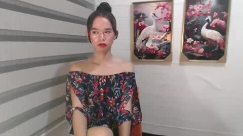 yourtinybunny online show from 02/18/25, 12:06