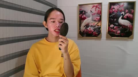 yourtinybunny online show from 02/19/25, 03:16