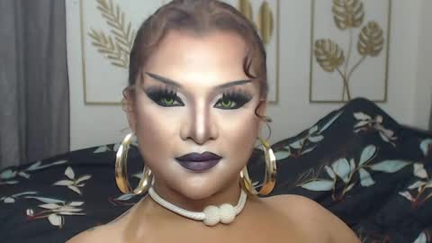 Snapshot of yourtrannyqueenxxx chatting on 03/21/26, 10:13 Anastacia Grey online show from 03/21/26, 10:13