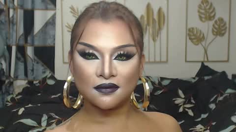 Snapshot of yourtrannyqueenxxx chatting on 03/24/26, 10:15 Anastacia Grey online show from 03/24/26, 10:15