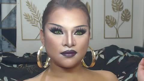 Snapshot of yourtrannyqueenxxx chatting on 03/29/26, 10:21 Anastacia Grey online show from 03/29/26, 10:21