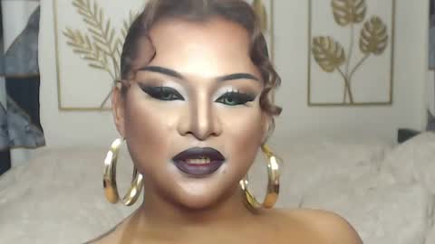 Snapshot of yourtrannyqueenxxx chatting on 04/20/26, 11:28 Anastacia Grey online show from 04/20/26, 11:28