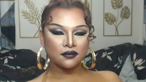 Snapshot of yourtrannyqueenxxx chatting on 04/22/26, 11:50 Anastacia Grey online show from 04/22/26, 11:50