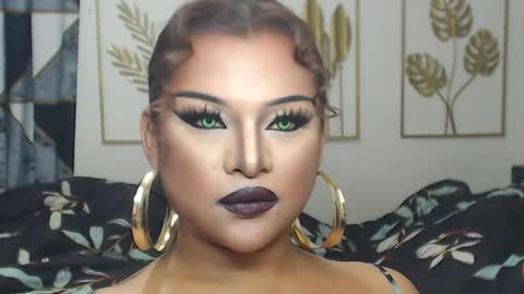 Snapshot of yourtrannyqueenxxx chatting on 04/24/26, 10:12 Anastacia Grey online show from 04/24/26, 10:12