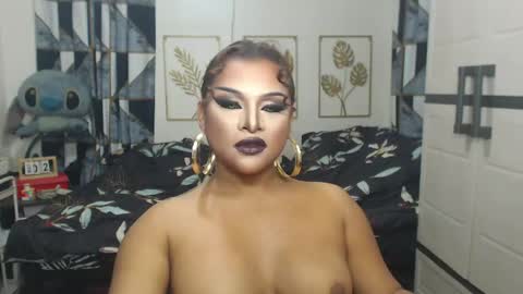 Snapshot of yourtrannyqueenxxx chatting on 05/01/26, 09:41 Anastacia Grey online show from 05/01/26, 09:41