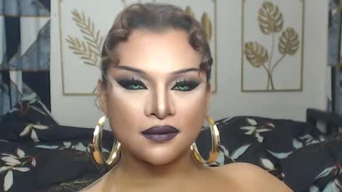 Snapshot of yourtrannyqueenxxx chatting on 05/10/26, 12:49 Anastacia Grey online show from 05/10/26, 12:49