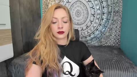 YourVenus00 -Follow my OF online show from 05/11/26, 10:21
