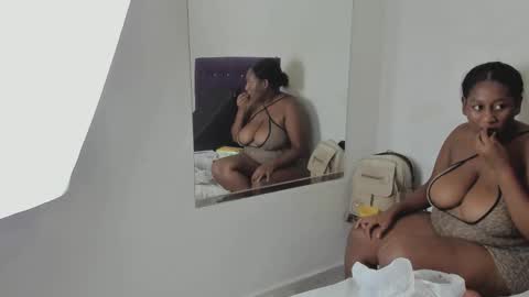 yourwife_anna online show from 11/10/25, 04:22