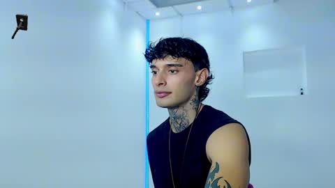 Snapshot of yourxcyberxangel chatting on 03/08/26, 01:03 Angel online show from 03/08/26, 01:03