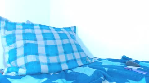 Snapshot of youth_fantasy chatting on 02/02/25, 10:24 Daniel Jz online show from 02/02/25, 10:24