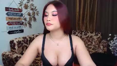 Snapshot of youungsextdeity chatting on 02/14/26, 07:49 cathy online show from 02/14/26, 07:49