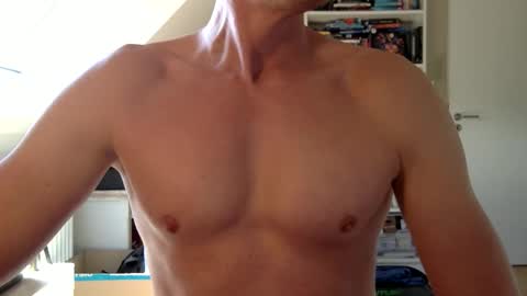 Snapshot of youvegotthis chatting on 05/18/26, 12:44 youvegotthis online show from 05/18/26, 12:44