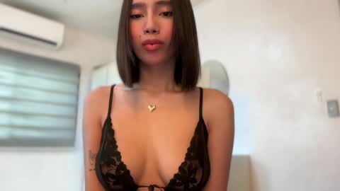 YowgineTheGreat online show from 04/25/26, 06:16