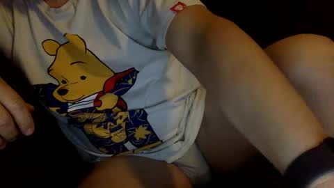 Snapshot of yque2 chatting on 01/12/25, 08:04 yque online show from 01/12/25, 08:04