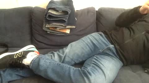 Snapshot of yque2 chatting on 03/12/25, 09:35 yque online show from 03/12/25, 09:35