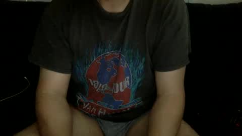 Snapshot of yque2 chatting on 10/05/25, 02:37 yque online show from 10/05/25, 02:37