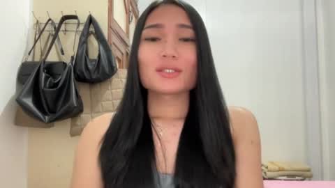 Snapshot of yrdrmgrl_jennie26 chatting on 02/09/26, 06:23 yrdrmgrl_jennie26 online show from 02/09/26, 06:23