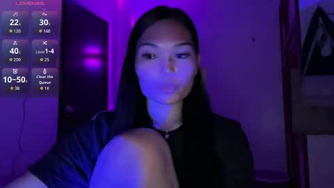 Snapshot of yrdrmgrl_jennie26 chatting on 02/22/26, 05:11 yrdrmgrl_jennie26 online show from 02/22/26, 05:11