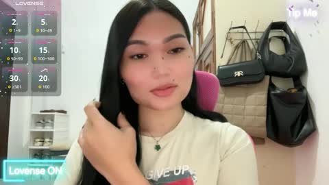 yrdrmgrl_jennie26 online show from 03/12/26, 07:42