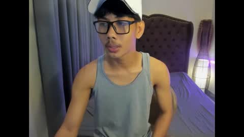 Snapshot of yrodnx chatting on 01/11/26, 03:55 rode online show from 01/11/26, 03:55