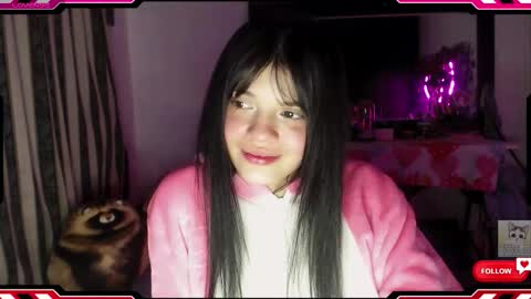 Snapshot of ysera_cb chatting on 10/25/25, 09:28 Lilith online show from 10/25/25, 09:28