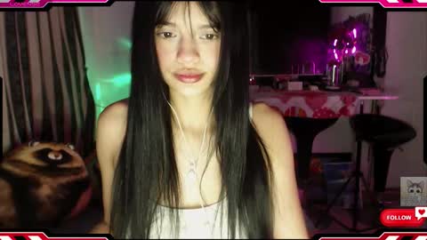 Snapshot of ysera_cb chatting on 11/05/25, 10:04 Lilith online show from 11/05/25, 10:04