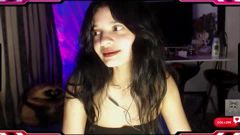 Snapshot of ysera_cb chatting on 11/22/25, 09:30 Lilith online show from 11/22/25, 09:30