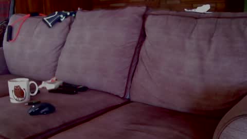 Snapshot of ytsim58 chatting on 04/05/26, 03:31 ytsim58 online show from 04/05/26, 03:31