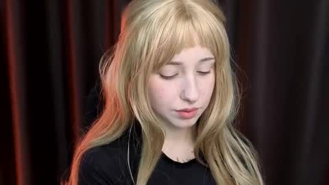 Misa online show from 12/02/25, 04:02