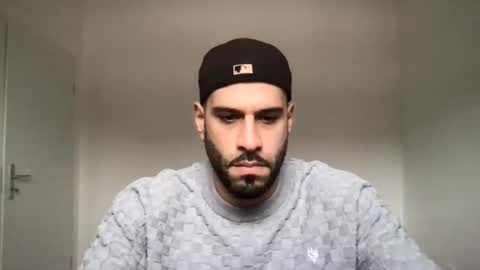 Snapshot of yul53 chatting on 11/03/25, 01:01 yul53 online show from 11/03/25, 01:01