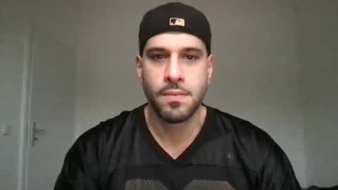 Snapshot of yul53 chatting on 01/07/26, 11:34 yul53 online show from 01/07/26, 11:34