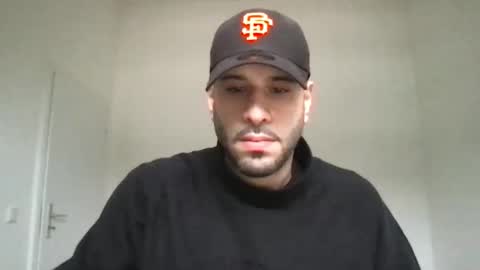 Snapshot of yul53 chatting on 02/08/26, 09:02 yul53 online show from 02/08/26, 09:02