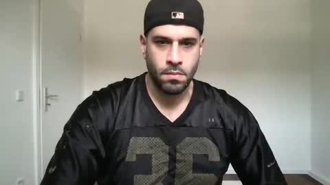 Snapshot of yul53 chatting on 02/09/26, 01:59 yul53 online show from 02/09/26, 01:59