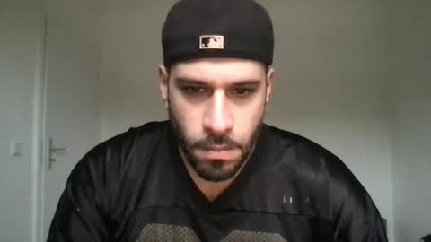 Snapshot of yul53 chatting on 02/18/26, 07:59 yul53 online show from 02/18/26, 07:59