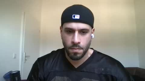 Snapshot of yul53 chatting on 03/05/26, 04:14 yul53 online show from 03/05/26, 04:14