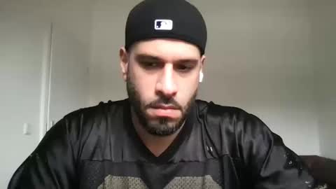 Snapshot of yul53 chatting on 03/11/26, 10:21 yul53 online show from 03/11/26, 10:21