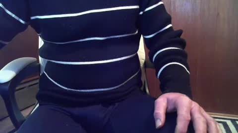 Snapshot of yulanesca chatting on 03/01/25, 08:53 Russ online show from 03/01/25, 08:53
