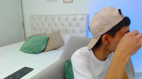 Snapshot of yulian_vasquez chatting on 02/23/26, 07:11 yulian_vasquez online show from 02/23/26, 07:11