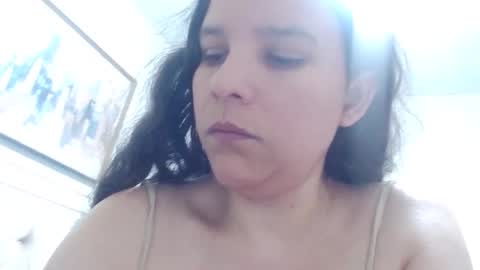 Snapshot of yuliana_25 chatting on 04/05/26, 10:40 yuliana_25 online show from 04/05/26, 10:40