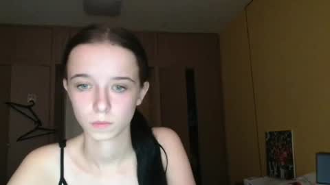 Snapshot of yuliastar chatting on 10/08/25, 06:00 Yuliia online show from 10/08/25, 06:00