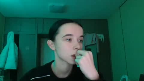 Snapshot of yuliastar chatting on 11/24/25, 06:57 Yuliia online show from 11/24/25, 06:57