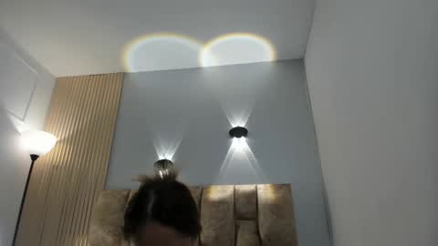 yulievans online show from 03/03/25, 07:28