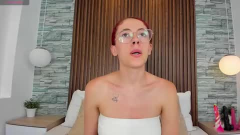 yulievans online show from 10/03/25, 01:30