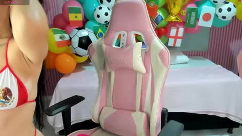 Snapshot of yulii_16 chatting on 06/18/26, 11:03 Yuli 16 online show from 06/18/26, 11:03