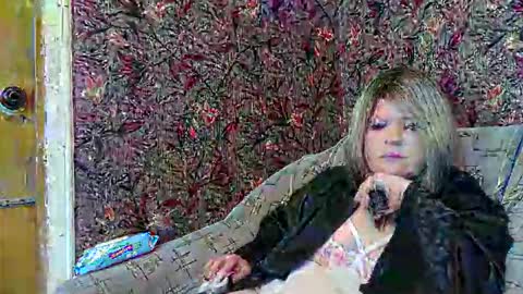 Snapshot of yuliiared chatting on 04/09/26, 07:03 yuliiared online show from 04/09/26, 07:03