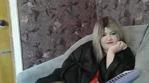 Snapshot of yuliiared chatting on 05/01/26, 12:54 yuliiared online show from 05/01/26, 12:54