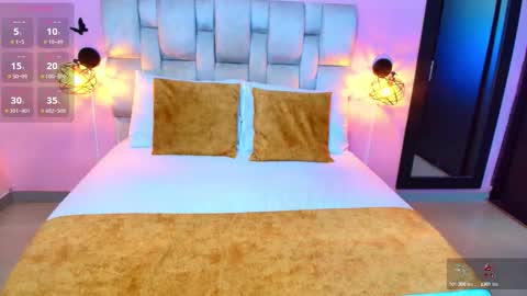 Snapshot of yulina_xue chatting on 10/16/25, 10:00 Yulina online show from 10/16/25, 10:00