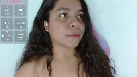 Snapshot of yulissa18 chatting on 11/25/25, 03:39 Yuli and SaraIndependent model online show from 11/25/25, 03:39