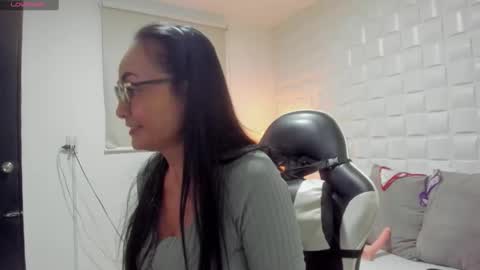 Y U L I T Z A online show from 12/22/25, 12:02