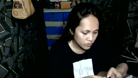 yumi online show from 06/19/26, 06:29